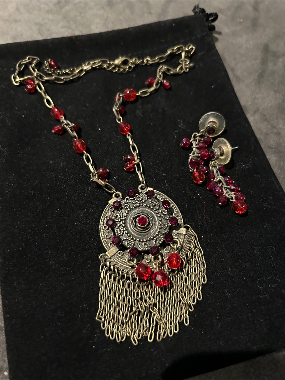 Vintage-Inspired Red Gem Fringe Pendant Necklace and Earrings Set